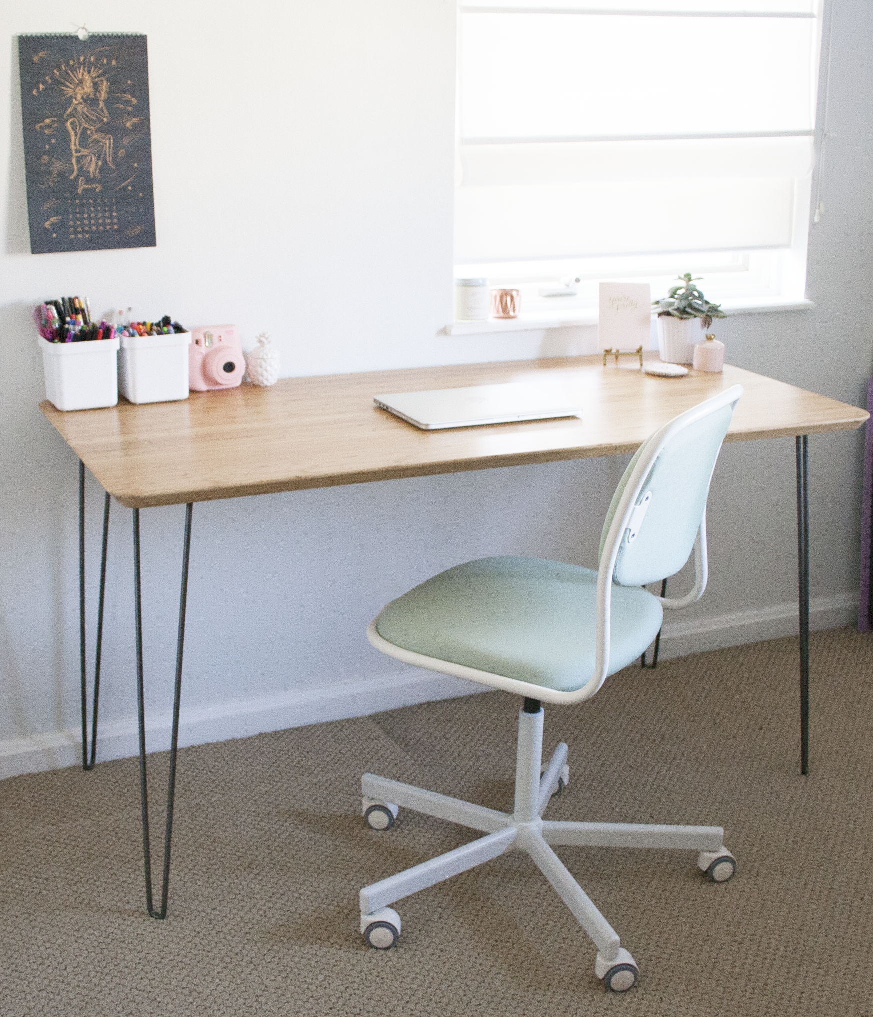 Ikea modern deals desk